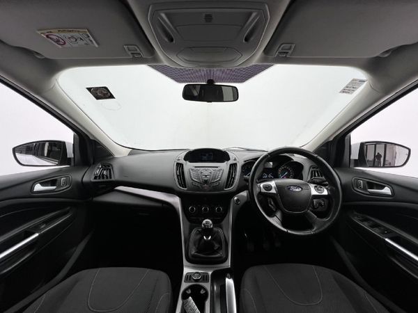 2015-Ford-Kuga-15-EcoBoost-Ambiente image:8