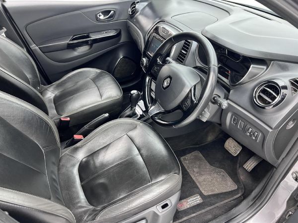 2015-Renault-Captur-12T-Dynamique-5-dr-Auto-88kW image:14