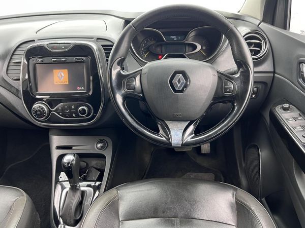 2015-Renault-Captur-12T-Dynamique-5-dr-Auto-88kW image:8
