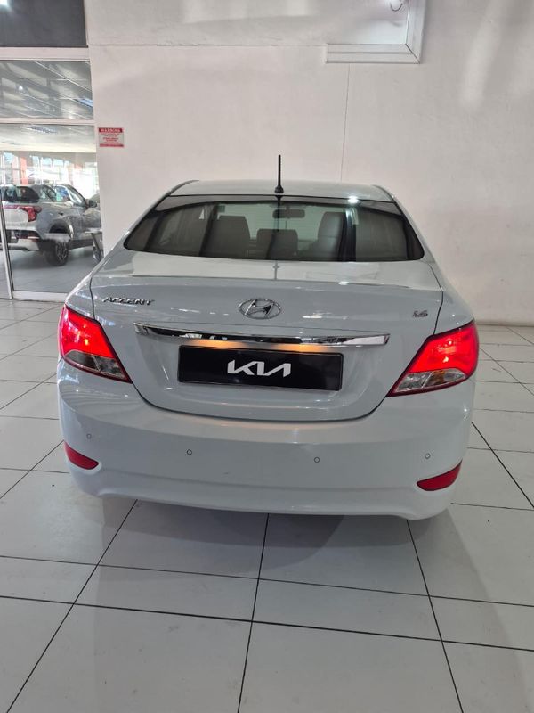 2018-Hyundai-Accent-16-GLS-Fluid-Auto image:5