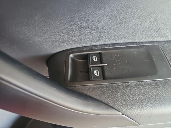 2026-Volkswagen-Polo-Vivo-14 image:21