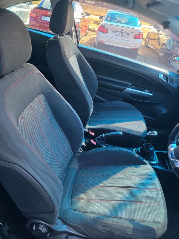 2010-Opel-Corsa-16-OPC image:11