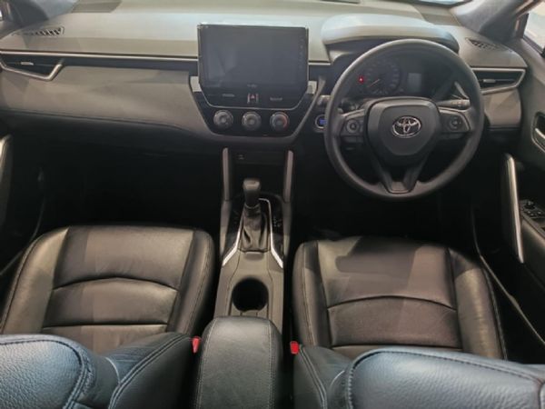 2023-Toyota-Corolla-Cross-18-XI image:5