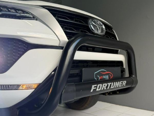 2022-Toyota-Fortuner-24-GD-6-Raised-Body-Auto image:16