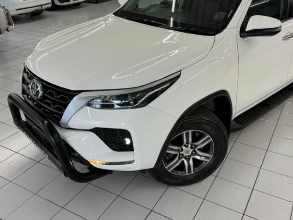 2022-Toyota-Fortuner-24-GD-6-Raised-Body-Auto image:28