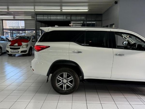2022-Toyota-Fortuner-24-GD-6-Raised-Body-Auto image:29