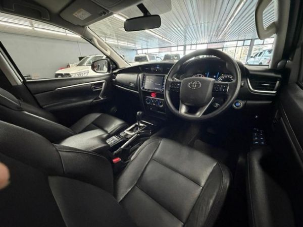 2022-Toyota-Fortuner-24-GD-6-Raised-Body-Auto image:8