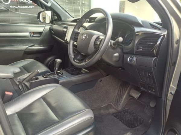 2023-Toyota-Hilux-28-GD-6-Raised-Body-Legend-4x4-Auto-Double-Cab image:9