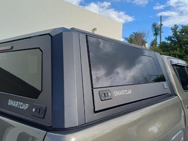 2023-Toyota-Hilux-28-GD-6-Raised-Body-Legend-4x4-Auto-Double-Cab image:7