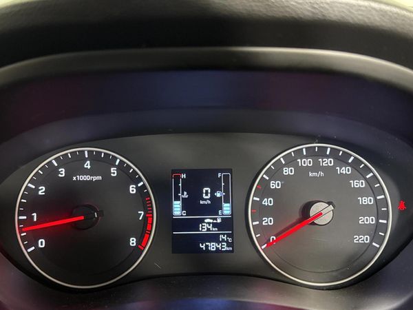 2019-Hyundai-i20-12-Motion image:2