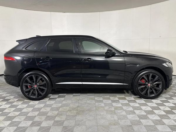 2017-Jaguar-F-Pace-30-V6-SC-AWD-First-Edition image:16