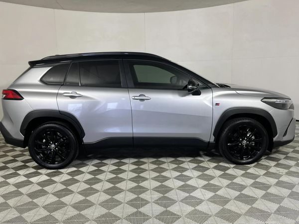 2025-Toyota-Corolla-Cross-18-GR-S image:16
