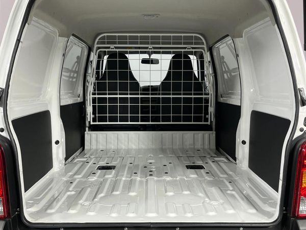 2026-Suzuki-Eeco-12-Panel-Van image:11