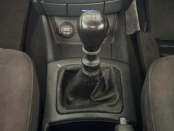 2008-Hyundai-Elantra-20 image:10
