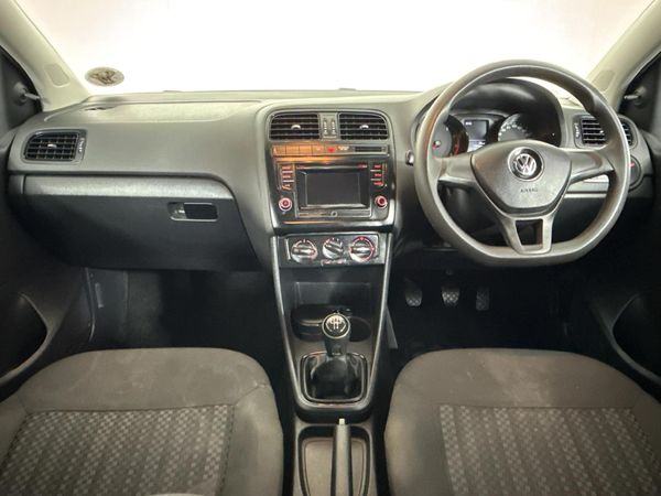 2015-Volkswagen-Polo-GP-12-TSI-Trendline-66kW image:1
