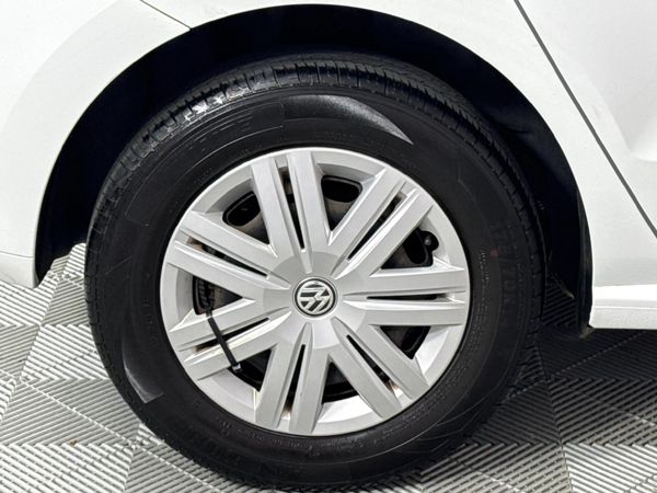 2015-Volkswagen-Polo-GP-12-TSI-Trendline-66kW image:5