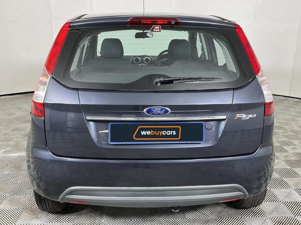 2014-Ford-Figo-14-Trend image:17