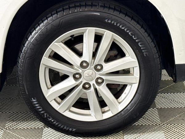 2014-Mitsubishi-ASX-20-GLS-Auto image:4