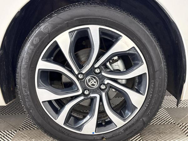 2022-Toyota-Starlet-14-XS-Auto image:5