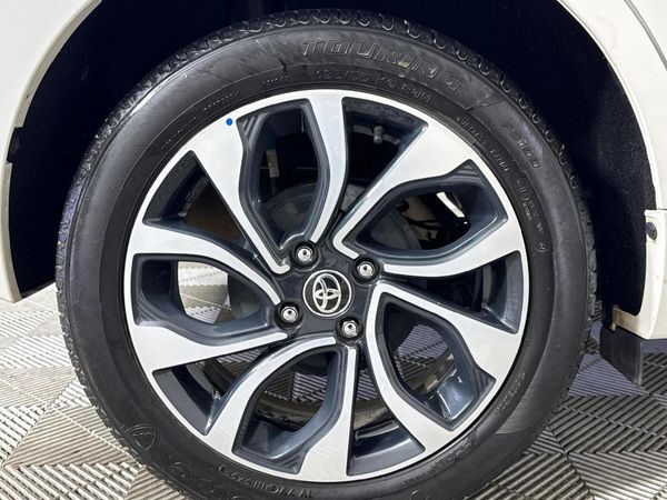2022-Toyota-Starlet-14-XS-Auto image:7
