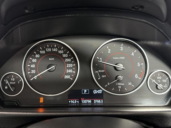 2015-BMW-3-Series-320d-M-Sport-Auto image:2
