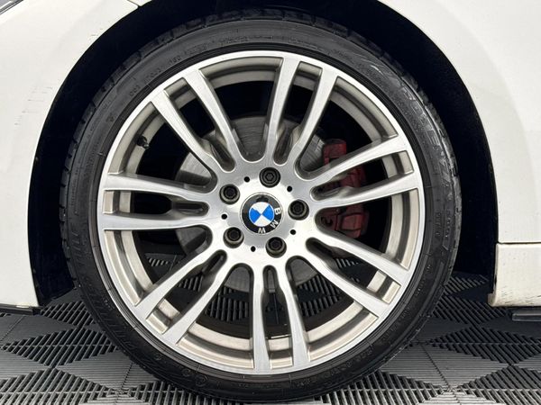 2015-BMW-3-Series-320d-M-Sport-Auto image:4