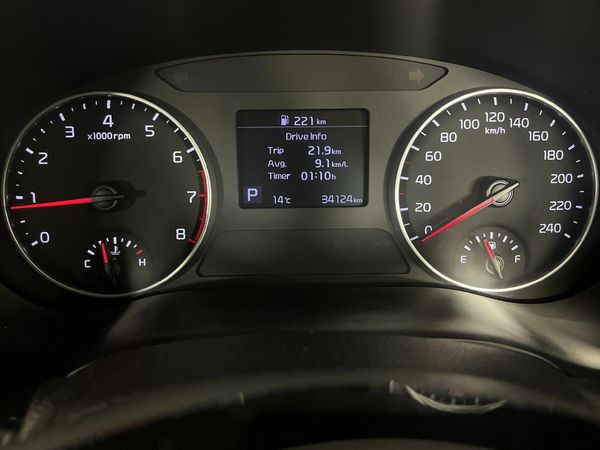 2023-Kia-Seltos-16-EX-Auto image:2
