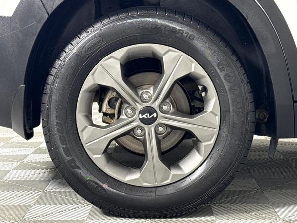 2023-Kia-Seltos-16-EX-Auto image:7