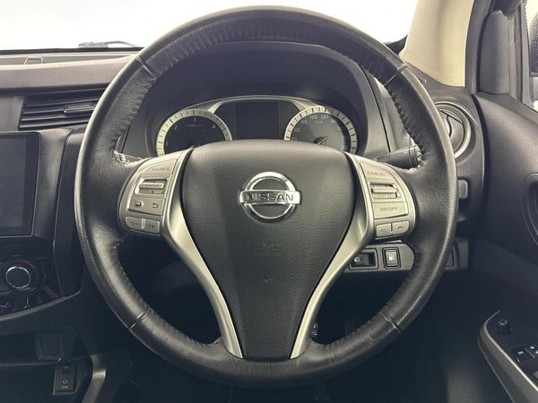 2019-Nissan-Navara-23D-SE-Auto-Double-Cab image:11