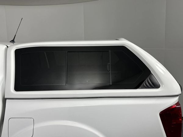 2019-Nissan-Navara-23D-SE-Auto-Double-Cab image:14