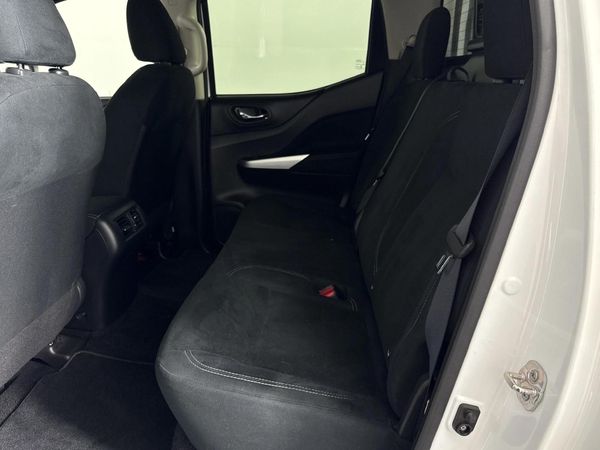 2019-Nissan-Navara-23D-SE-Auto-Double-Cab image:3