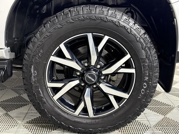 2021-Isuzu-Mu-x-30D-Auto image:6