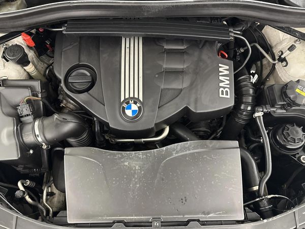 2010-BMW-X1-xDrive23d-Auto image:11