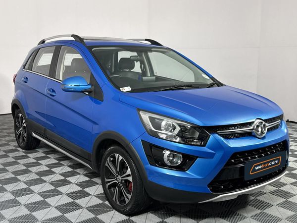 2020-BAIC-X25-15-Fashion-Auto image:17
