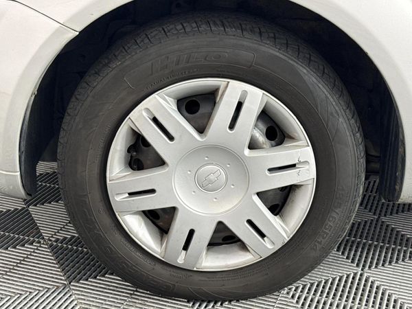 2011-Chevrolet-Optra-16-L image:4