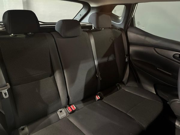 2018-Nissan-Qashqai-12T-Visia image:9