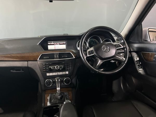 2013-Mercedes-Benz-C-Class-C-200-BE-Classic-Auto image:10