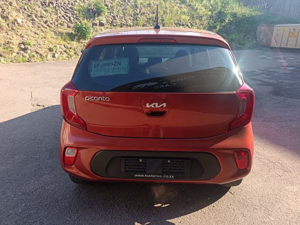 2022-Kia-Picanto-12-Street-Auto image:5
