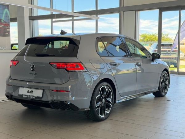 2026-Volkswagen-Golf-14-TSI-R-Line-Auto-110kw image:3