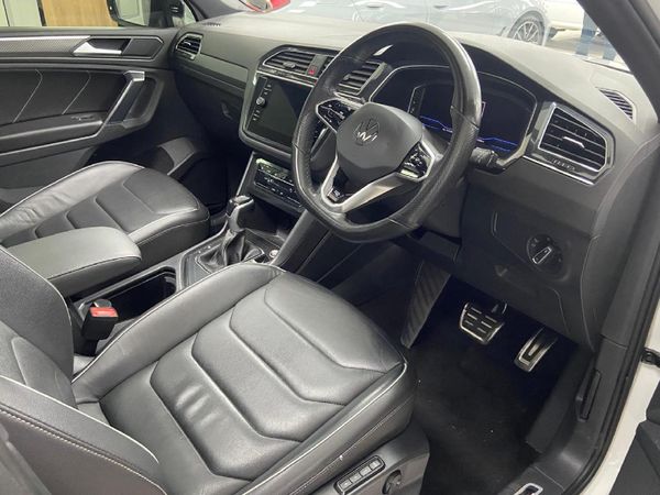 2023-Volkswagen-Tiguan-14-TSI-R-Line-DSG-Auto-110kW image:6