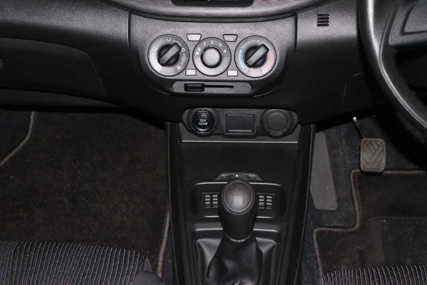 2026-Suzuki-Ertiga-15-GA image:9