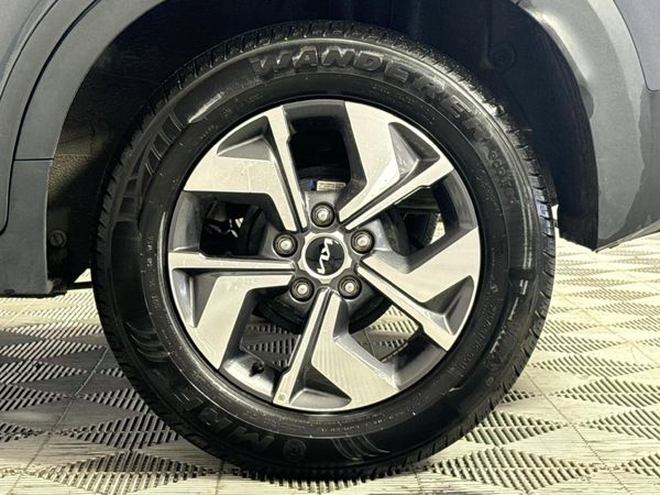 2024-Kia-Sonet-15-EX-CVT image:5