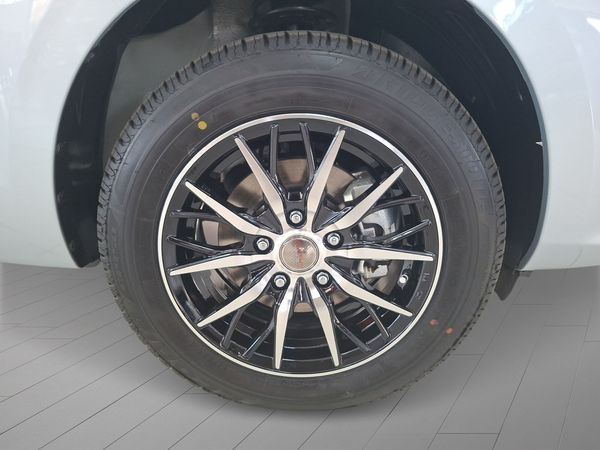 2026-Suzuki-Ertiga-15-GA image:11