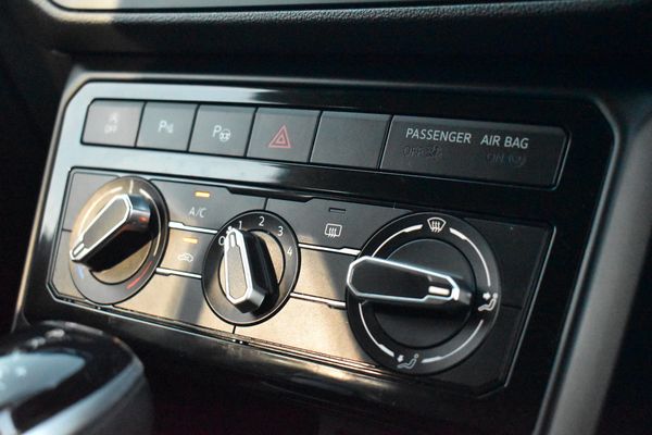 2022-Volkswagen-T-Cross-10-TSI-Comfortline-Auto image:6