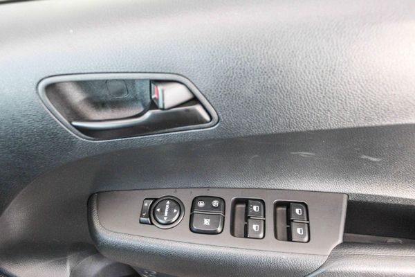 2026-Kia-Picanto-10-LS-Auto image:12