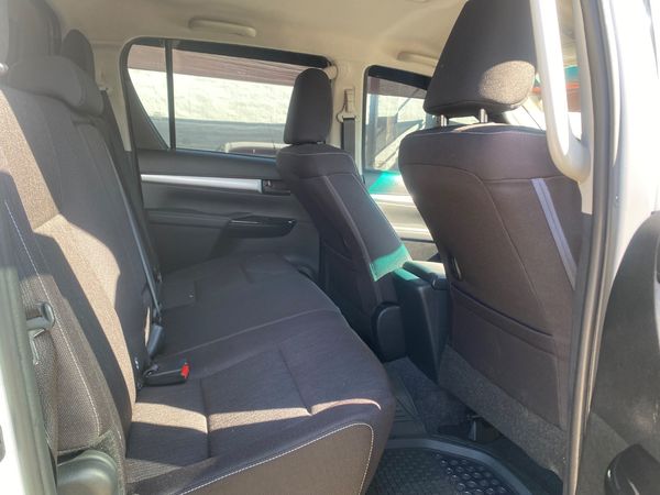 2024-Toyota-Hilux-24-GD-6-Raised-Body-SRX-Auto-Double-Cab image:14