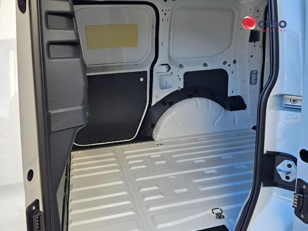 2026-Volkswagen-Caddy-Cargo-16i-81kw-Panel-Van image:11