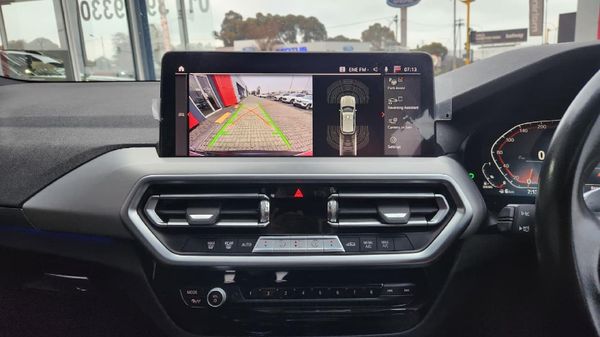 2022-BMW-X3-xDrive20d image:15