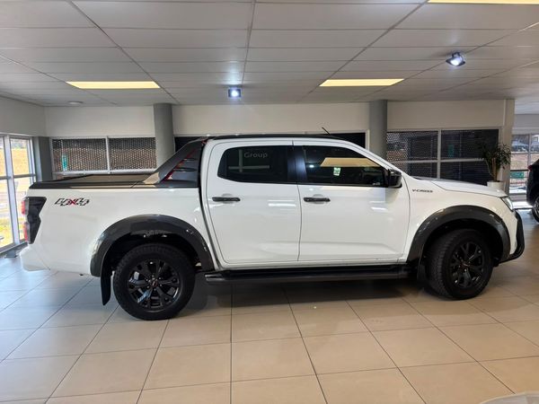 2024-Isuzu-D-Max-30-DDI-V-Cross-HR-4x4-Auto-Double-Cab image:5