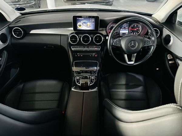2018-Mercedes-Benz-C-Class-C-220d-Coupe-Auto image:2